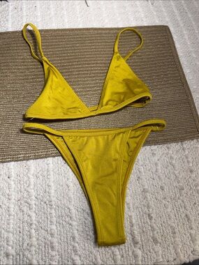 Arizona Daphne Yellow Metallic Triangle Bikini Set Women’s Small Y2K Swim